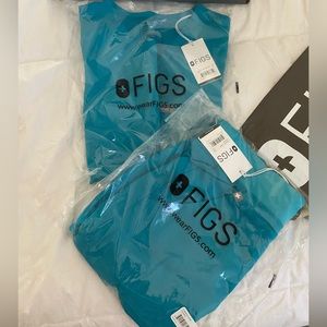 Figs teal NWT XS scrub set; Catarina top, Zamora jogger pants